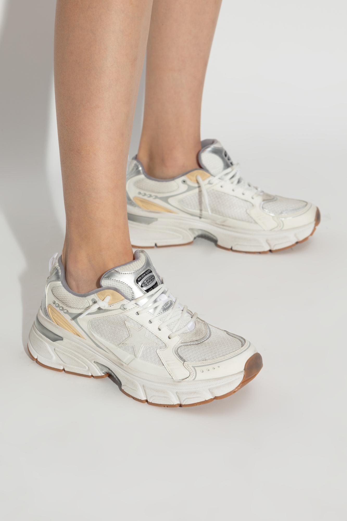 スニーカー Golden  FW25 LIGHTSTAR (GMF00724F006476 10272) Men's Lightstar in white leather and mesh with worn-white star